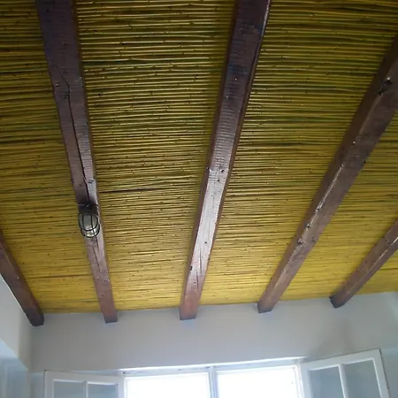 Όμορφο Σπίτι Με Μοναδική Θέα 利瓦迪奥