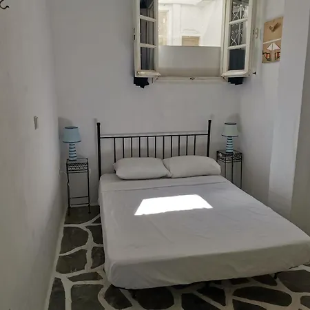 όμορφο σπίτι με μοναδική θέα Livadi (Serifos)